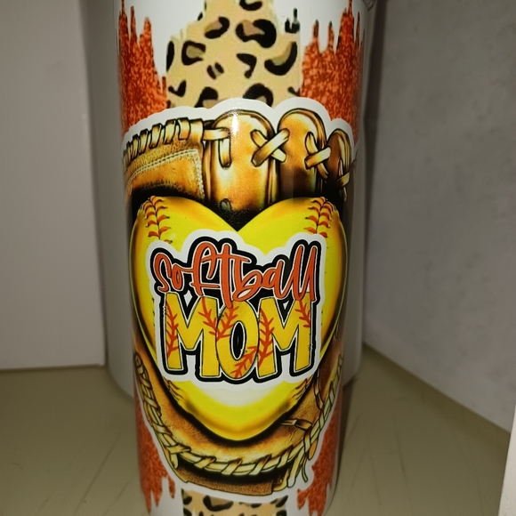 Softball mom tumbler - Picture 3 of 4